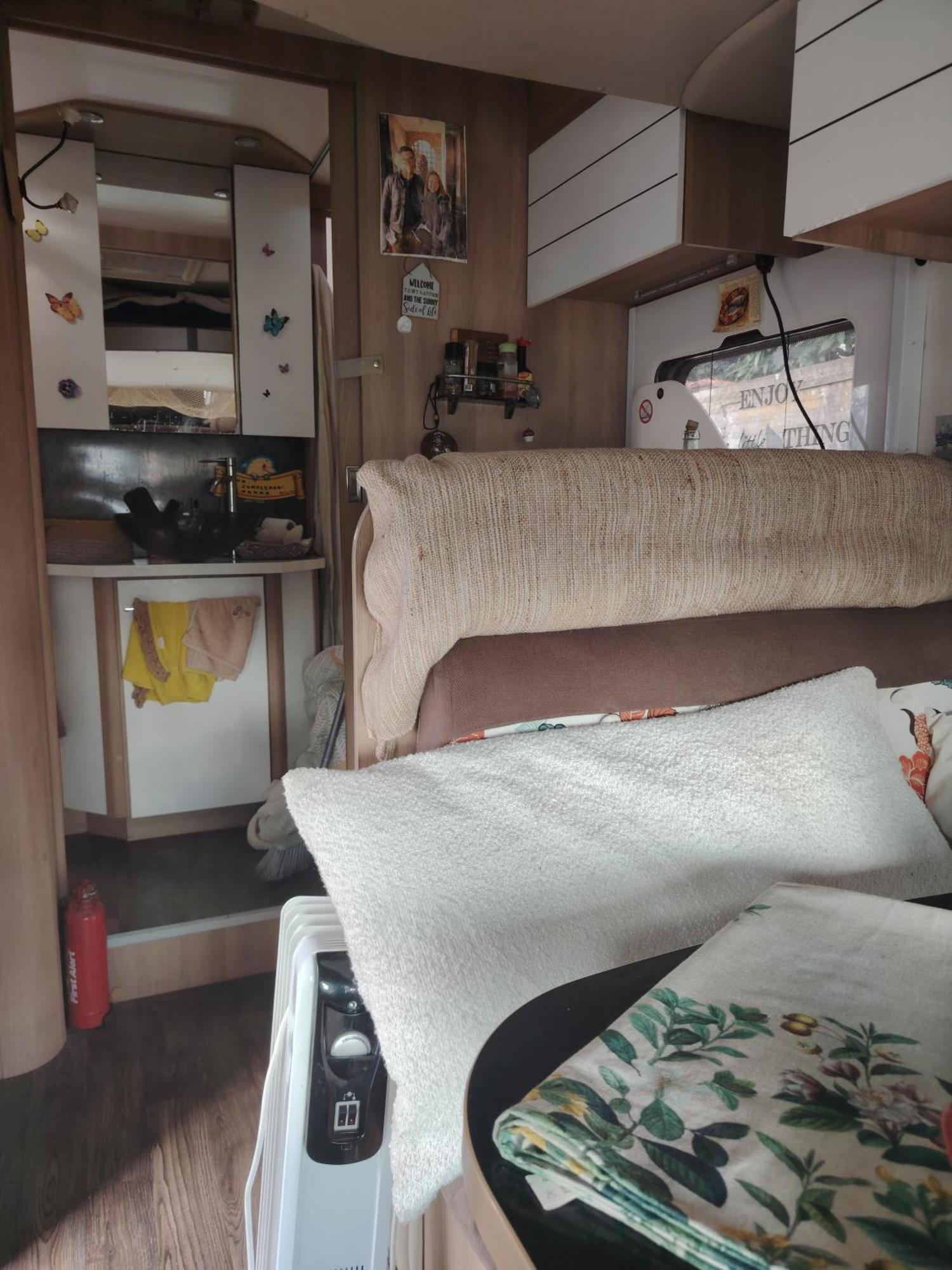 Campingplatz Turisti Nella Natura In Citta D'arte